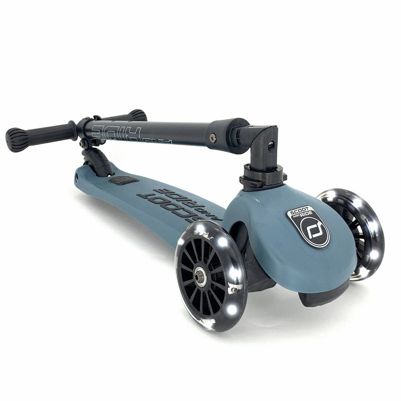 Scoot & Ride - Highwaykick 3 LED Scooter Blu Acciaio - EmotionsToy