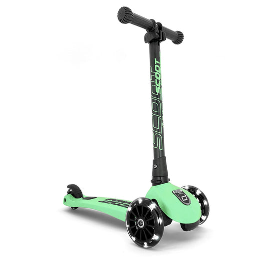 Scoot & Ride - Highwaykick 3 LED Scooter Kiwi - EmotionsToy